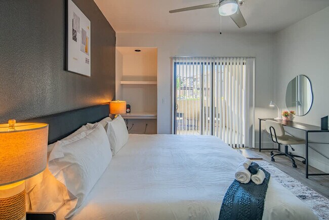 Foto del edificio - 7455 N 95th Ave