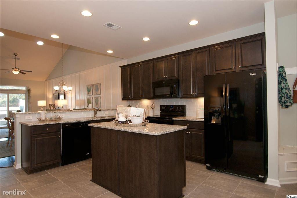 Primary Photo - 731 Salerno Cir