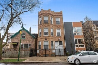 Building Photo - 2348 W Moffat St