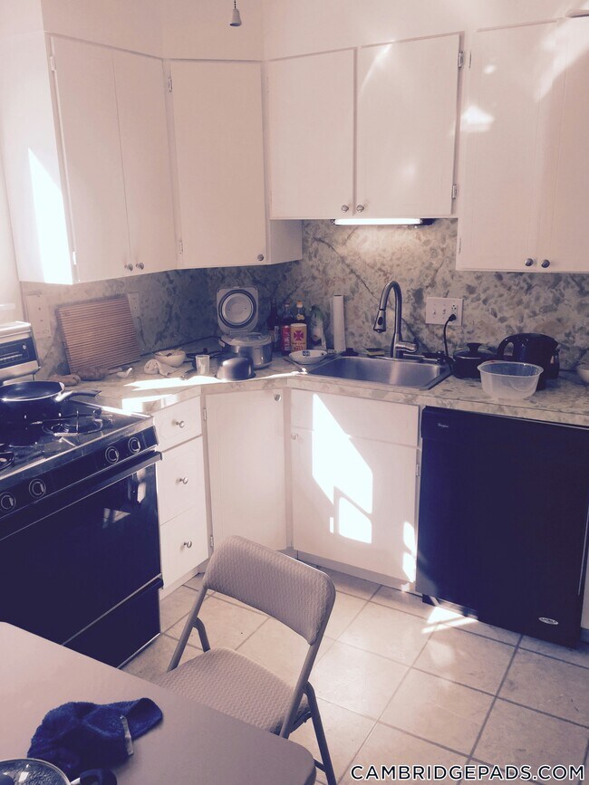 Foto del edificio - 75 Thorndike St