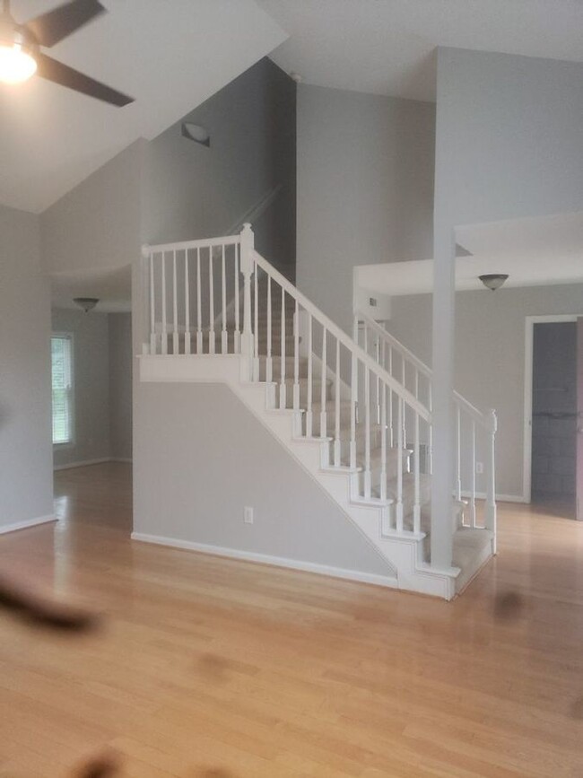 Foto del edificio - Great Home off Leesville Rd