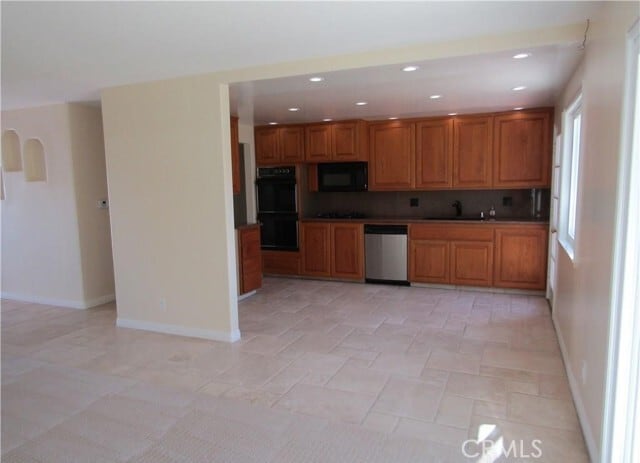 Building Photo - 8901 Shoreline Ln