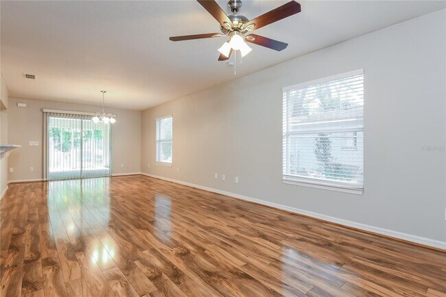 Foto del edificio - 2523 Yale Ave