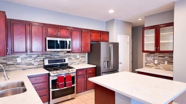 Photo - 11336 parkdale Ave House