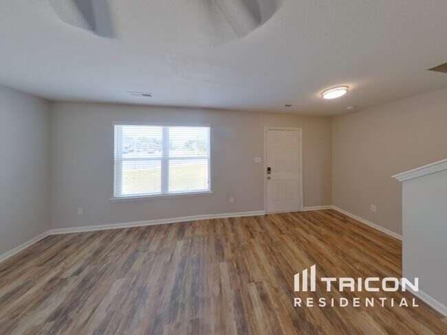 Foto del edificio - 3106 Dizzy Dean Dr
