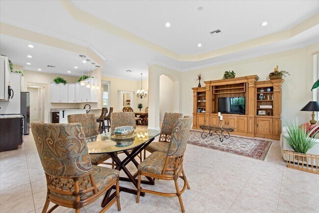 Building Photo - 9301 Briarcliff Trace