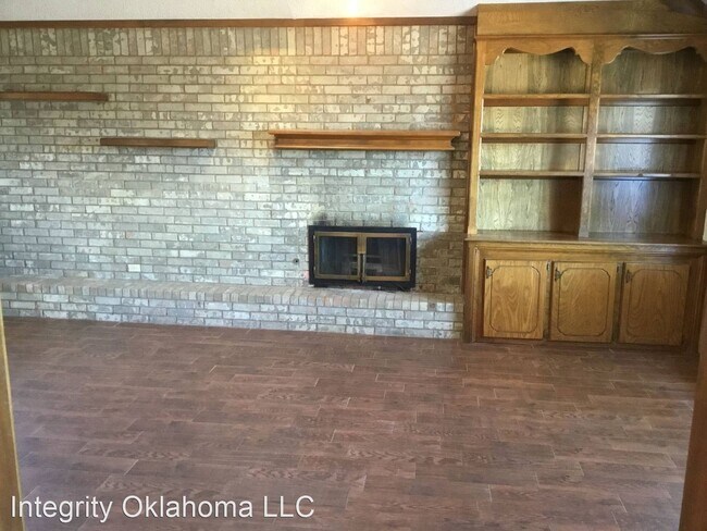 Building Photo - 3 br, 2 bath House - 12401 Fox Run Drive