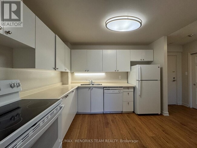 Photo du bâtiment - 128 St Augustine Dr