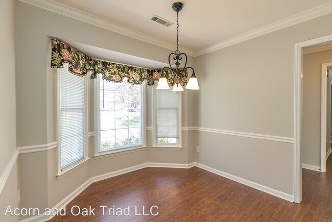 Building Photo - 3 br, 2.5 bath House - 5515 Cornerstaff Dr