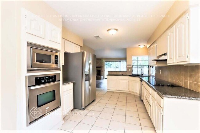 Building Photo - 12514 Mill Ln Dr