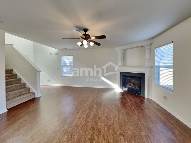 Foto del edificio - 8327 Rolling Meadows Ln