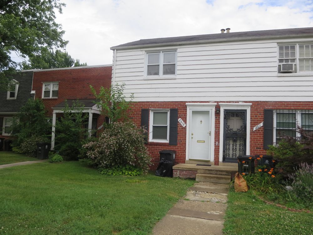 Primary Photo - 2613 Colebrooke Dr