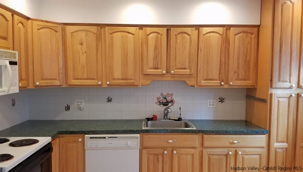 Foto principal - 404 Briarwood Ct