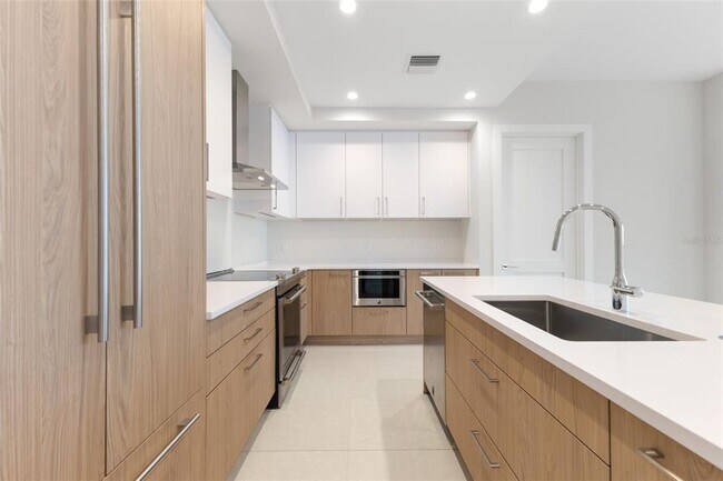 Foto del edificio - 275 1st Ave S