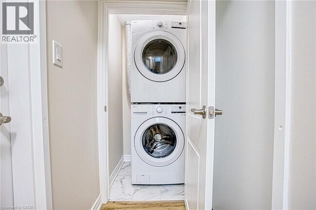 Photo du bâtiment - 26 Willson Dr