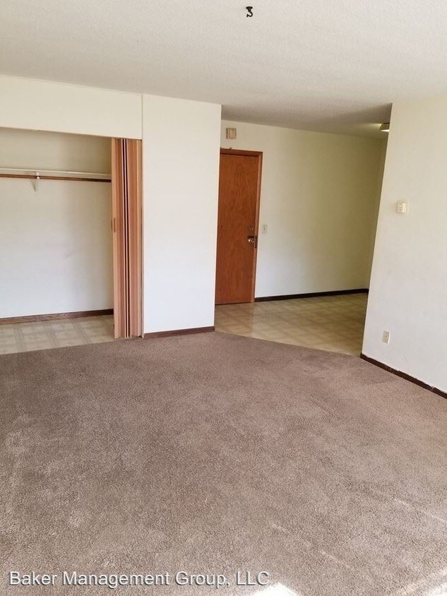 Foto principal - 6345 Lyndale Ave S