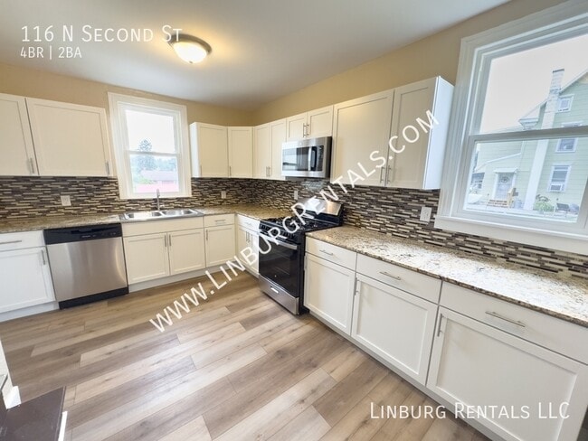 Foto del edificio - 116 N Second St-