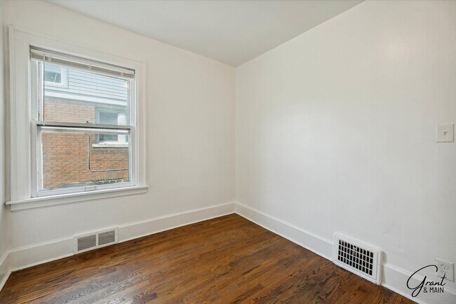 Foto del edificio - 15356 Washburn St