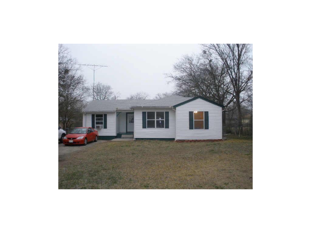Foto principal - 1107 Commerce Dr