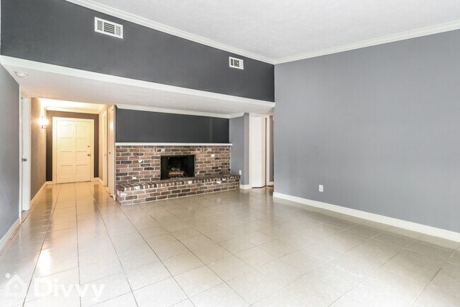 Building Photo - 5714 Golden Grove Ln