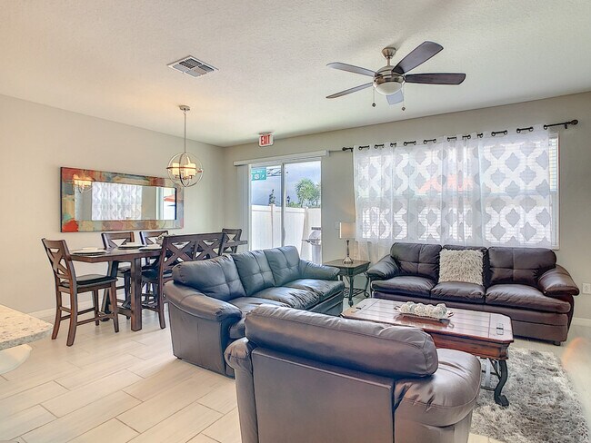 Foto del edificio - 5142 Adelaide Dr