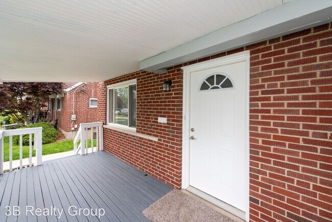 Building Photo - 4 br, 2 bath House - 3041 Crestmoor Ln.