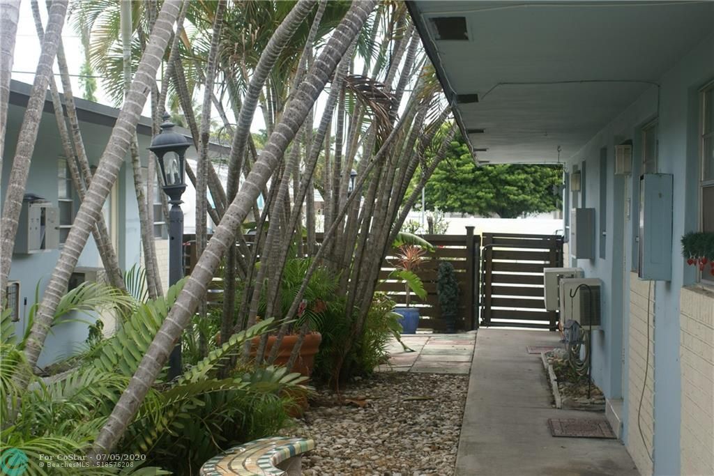 Primary Photo - 2224 N 19th Ave