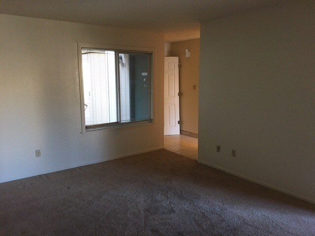 Foto del edificio - 3920 Clear Acre Ln