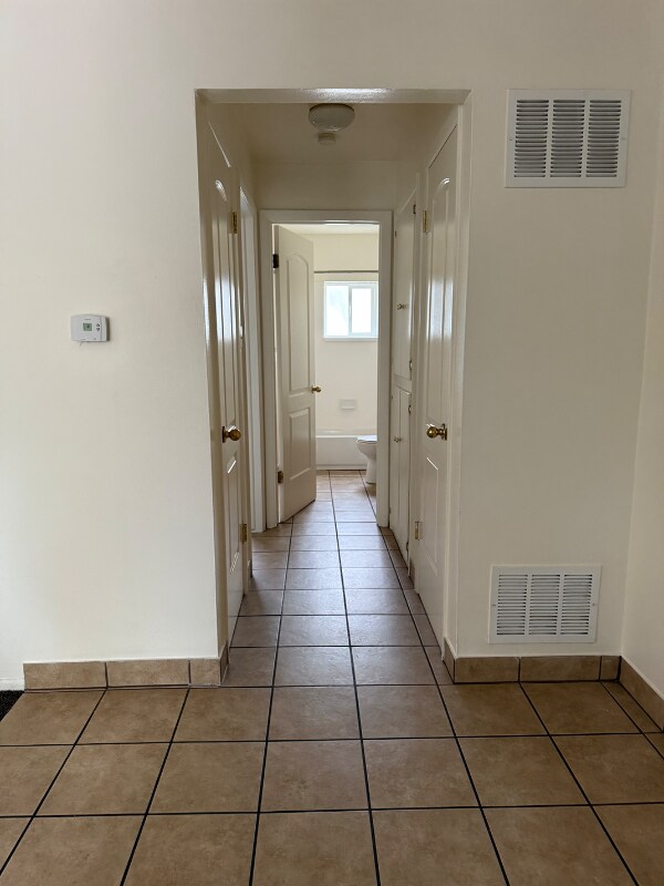 Building Photo - 3406 S 300 E