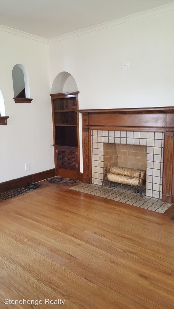 Building Photo - 3 br, 1 bath House - 1567 Hagley
