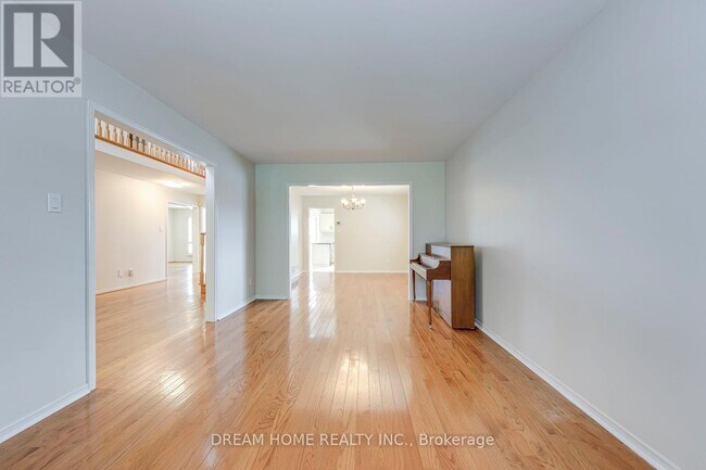 Building Photo - 4511 Sedgefield Rd
