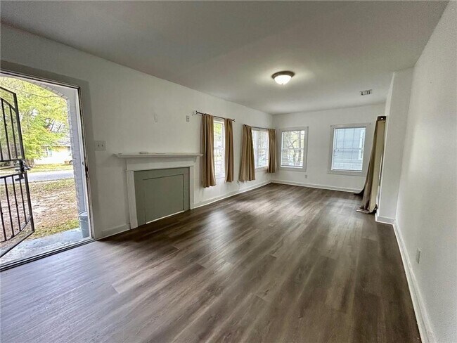 Foto del edificio - 2861 Ralston Rd