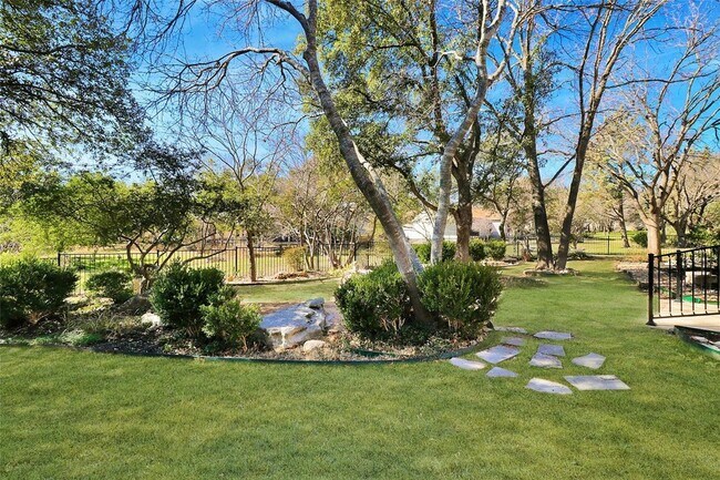 Foto del edificio - 109 Sunflower St