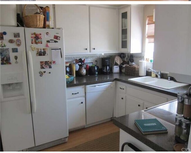 Foto del edificio - 97 Abbeywood Ln