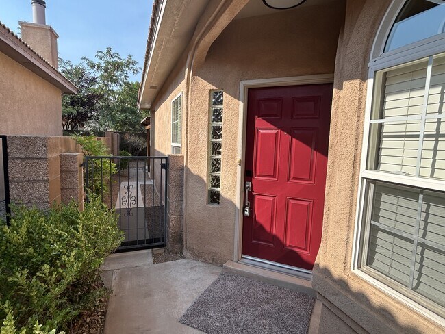 Foto del edificio - 7224 Boxwood Ave NE