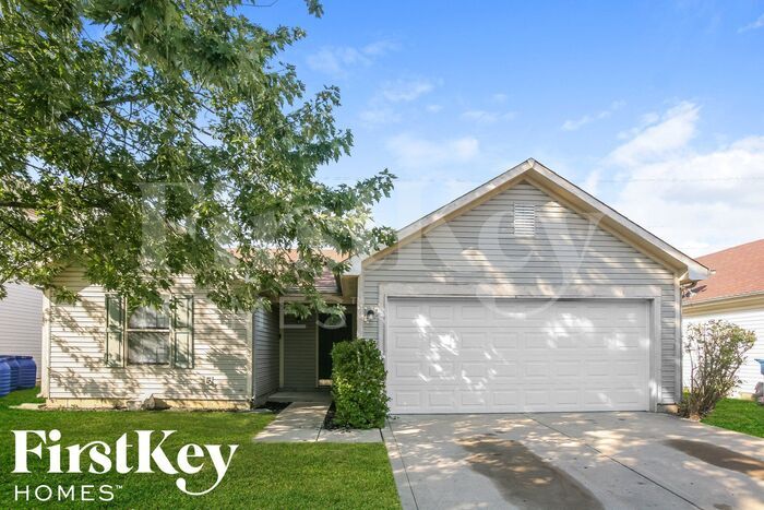 Foto principal - 5922 Brookville Lake Dr