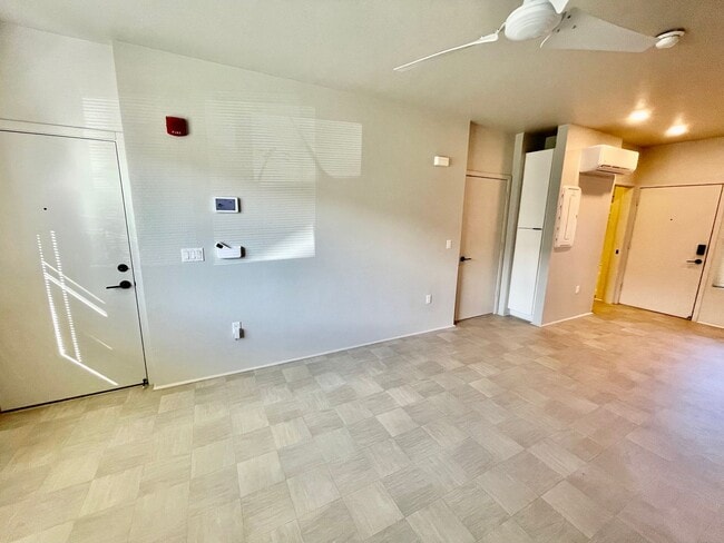 Building Photo - Spacious Studio, PET FRIENDLY in Ho'opili ...