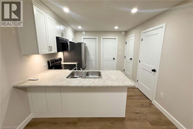 Photo du bâtiment - 675 Princess St