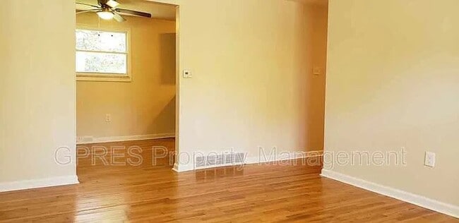 Building Photo - Penn Hills 2-Bedroom home for rent