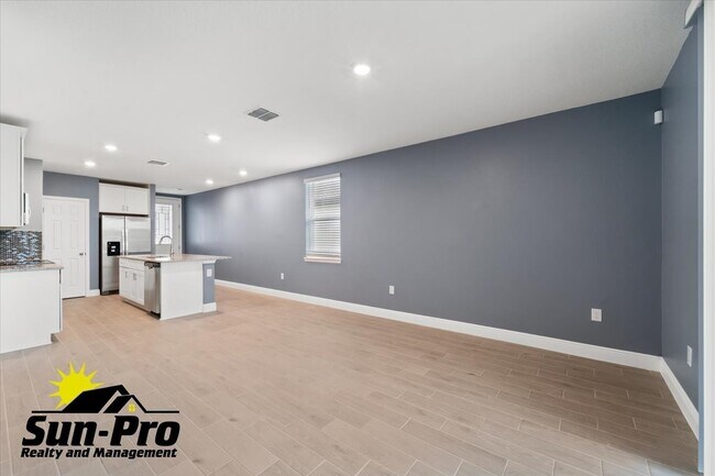 Foto del edificio - 203 Pitching Wedge Dr