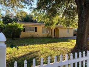 Building Photo - 2415 S Ramona Cir