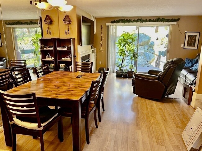 Building Photo - 28 Shackle Way