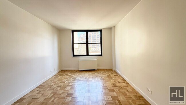 Building Photo - EAST 49 STREET