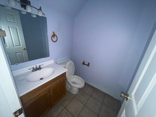 Building Photo - 6470 Quintessa Ct