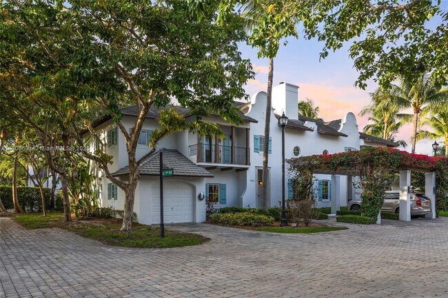 Building Photo - 7963 SW 111th St