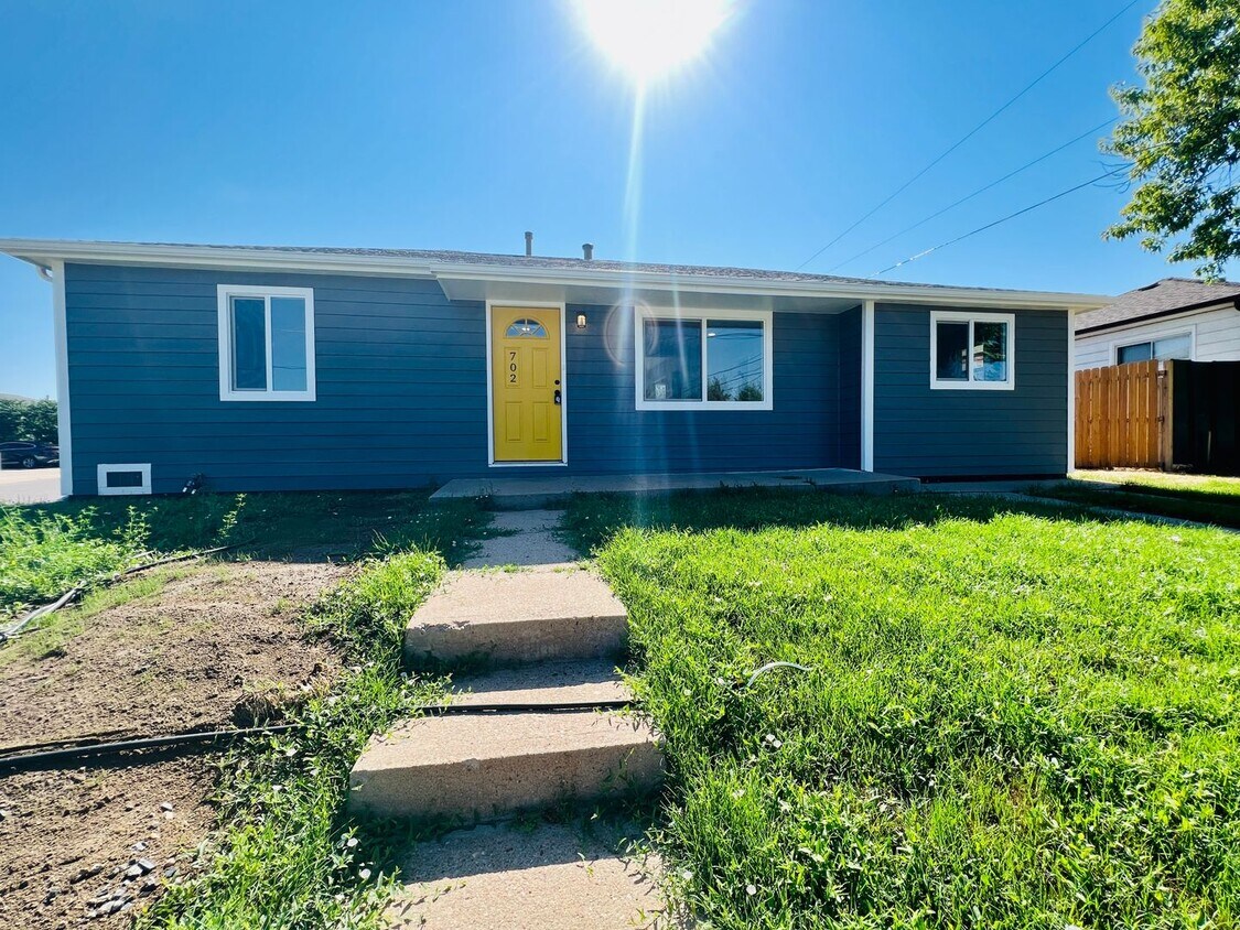 Primary Photo - $0 DEPOSIT OPTION,FULLY REMODELED RANCH GE...