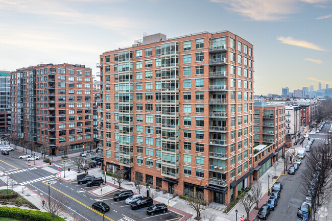 Foto del edificio - 1450 Washington at Hudson Tea