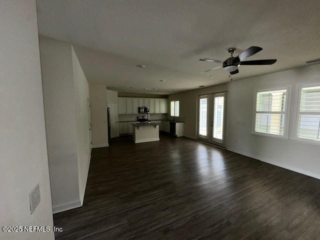 Foto del edificio - 12260 Orange Grove Dr