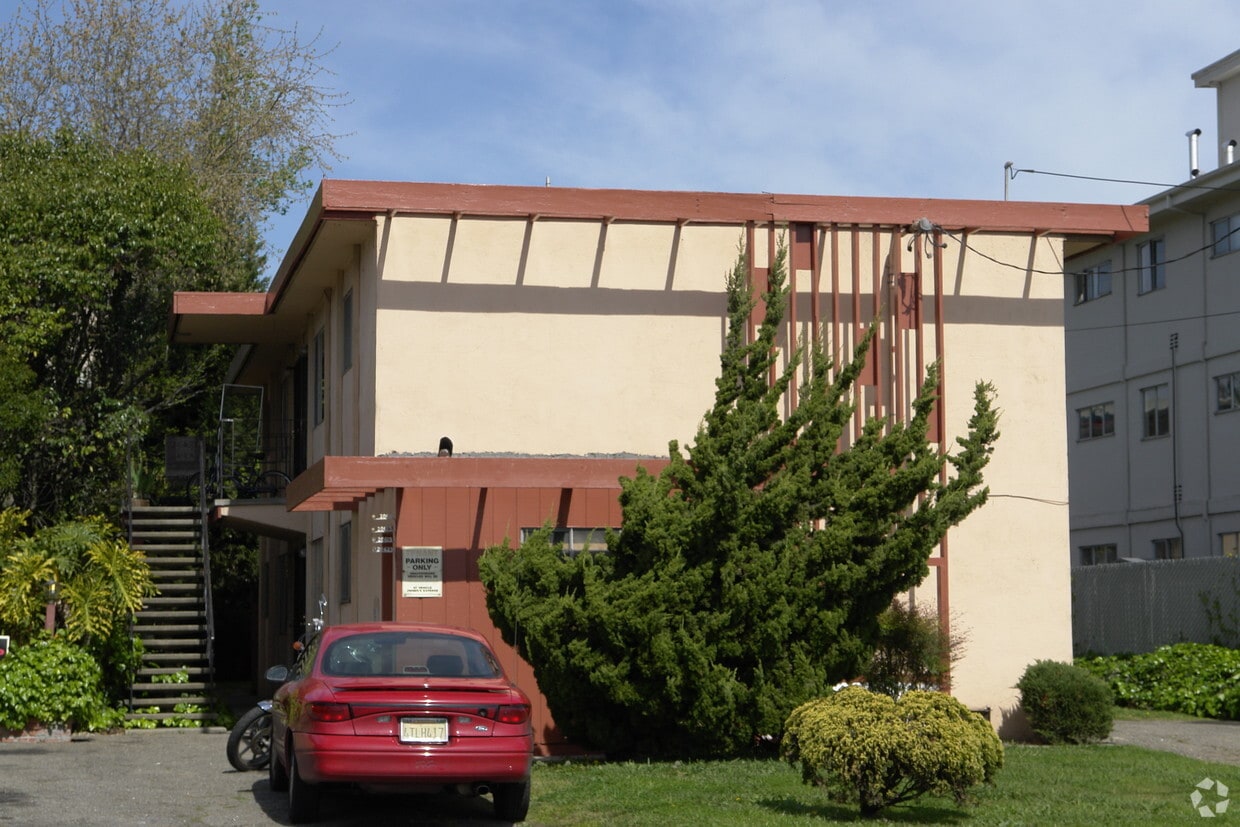 Building Photo - 20623 Congress Way
