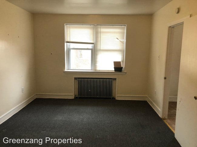Building Photo - 6522-6526 W Girard Ave